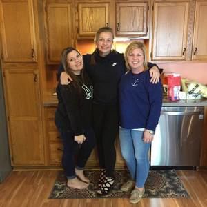 Meet your Posher, Joanie